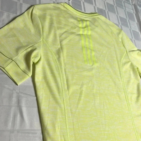 Adidas  women top ,Small ,activewear,fitted, gym , workout, yellow,tennis, gift - Picture 11 of 14